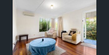 Listing image for 387 Newnham Road, Upper Mount Gravatt  Qld  4122