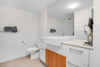 Listing image for 439/803 Stanley Street, Woolloongabba  QLD  4102